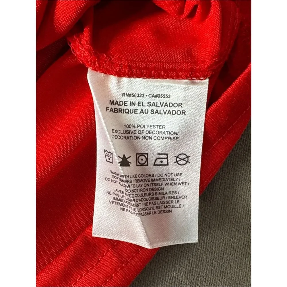 Nike Boys Red Short-Sleeve Dri-FIT Tee with Silver Swoosh 840178-657 Size XL NWT
